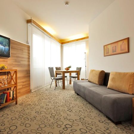 Petul Apart Hotel Am Ruhrbogen 보훔 외부 사진