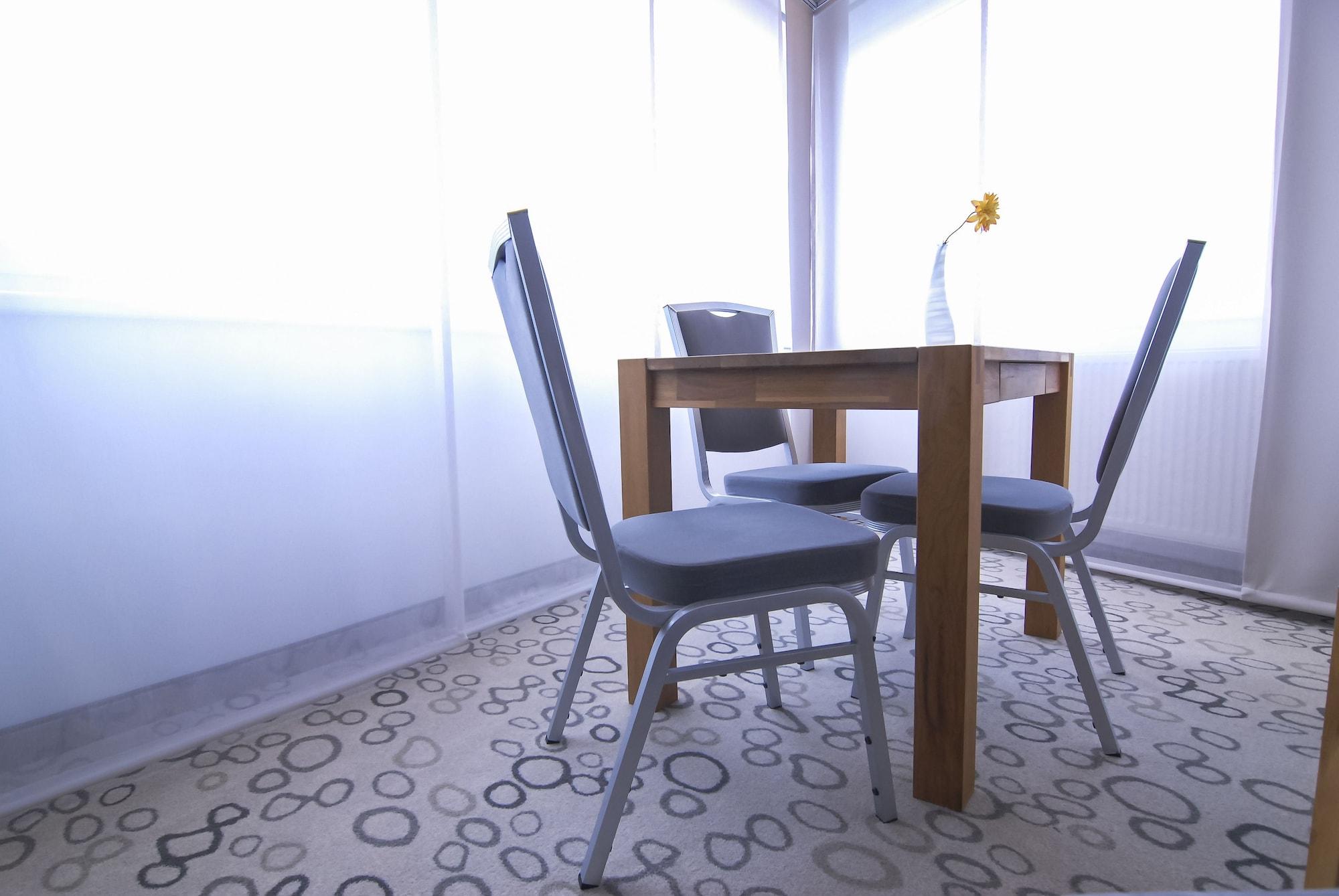 Petul Apart Hotel Am Ruhrbogen 보훔 외부 사진
