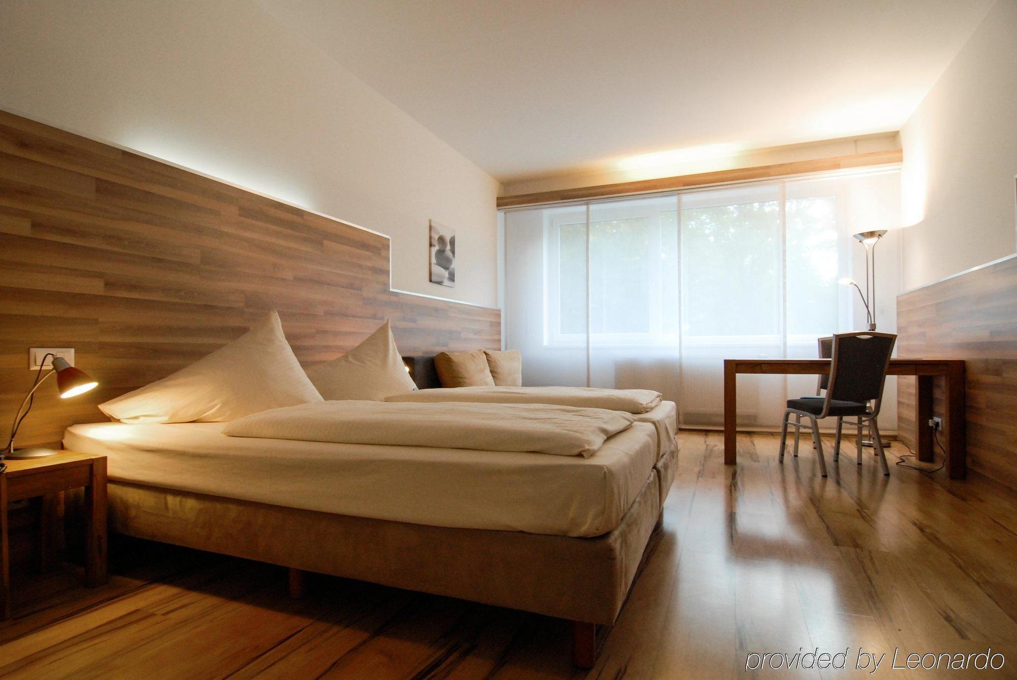 Petul Apart Hotel Am Ruhrbogen 보훔 외부 사진