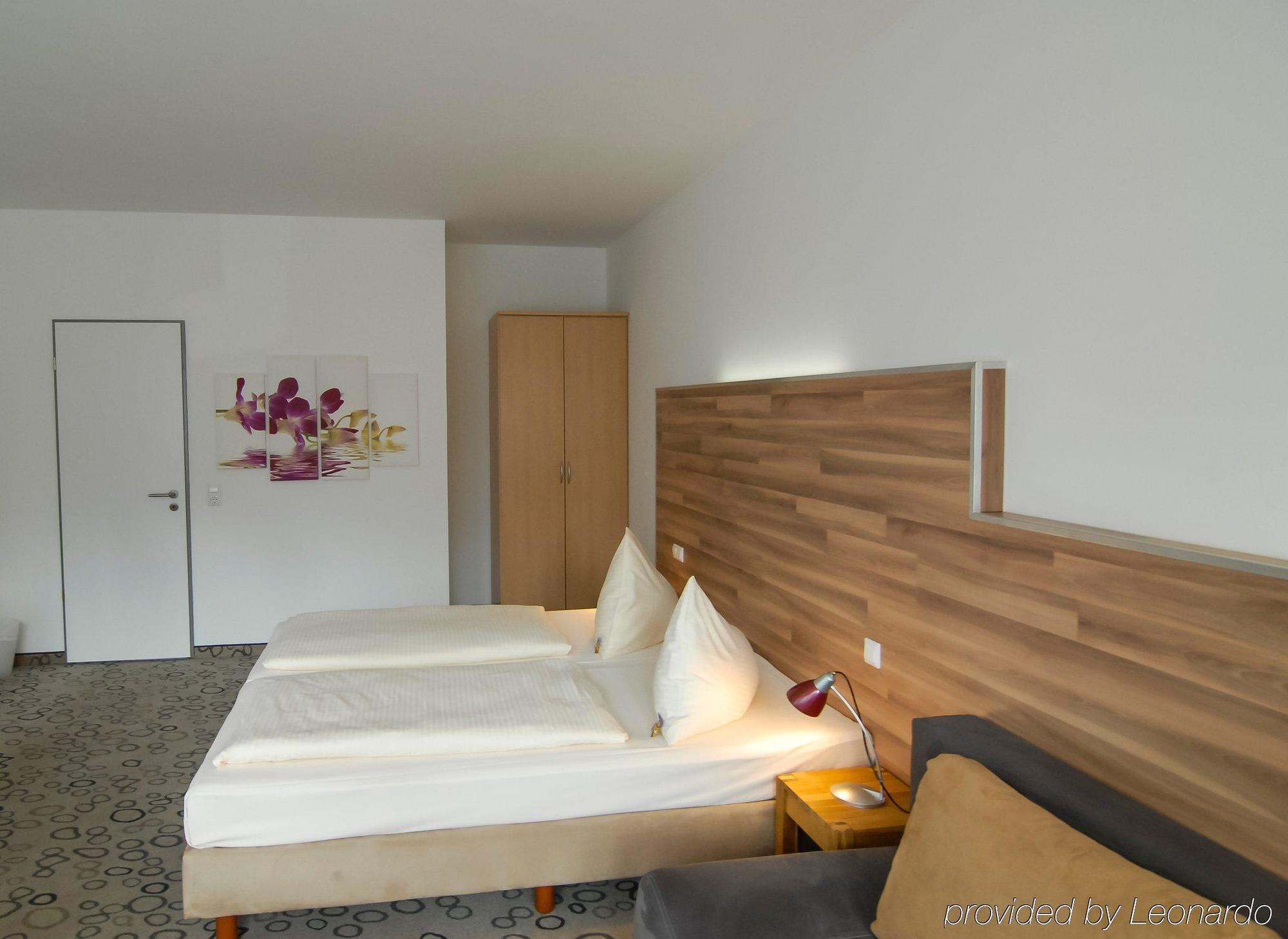 Petul Apart Hotel Am Ruhrbogen 보훔 외부 사진